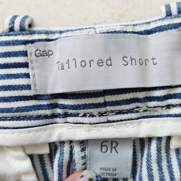 GAP Striped Blue and White Tailored Shorts - Picture 6 of 7